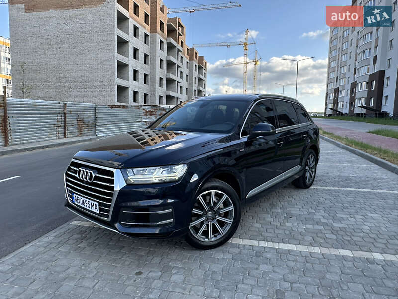 Внедорожник / Кроссовер Audi Q7 2016 в Виннице
