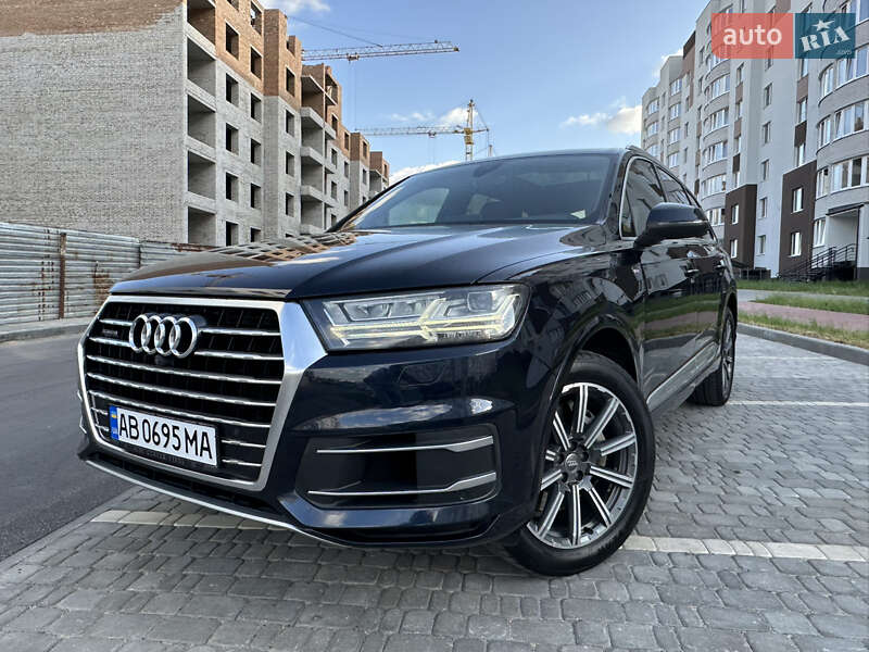 Внедорожник / Кроссовер Audi Q7 2016 в Виннице