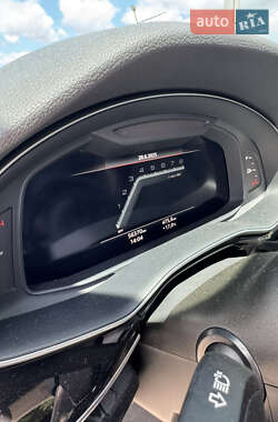 Внедорожник / Кроссовер Audi Q7 2022 в 