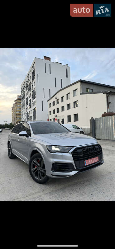 Позашляховик / Кросовер Audi Q7 2022 в Львові