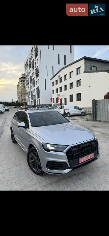 Позашляховик / Кросовер Audi Q7 2022 в Львові