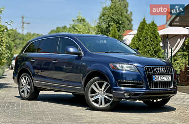 Внедорожник / Кроссовер Audi Q7 2014 в 