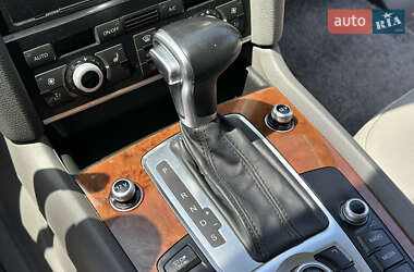 Внедорожник / Кроссовер Audi Q7 2014 в 