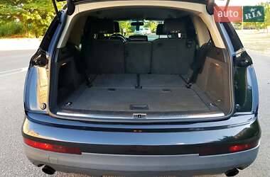 Внедорожник / Кроссовер Audi Q7 2007 в 