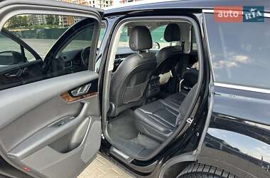 Внедорожник / Кроссовер Audi Q7 2017 в 