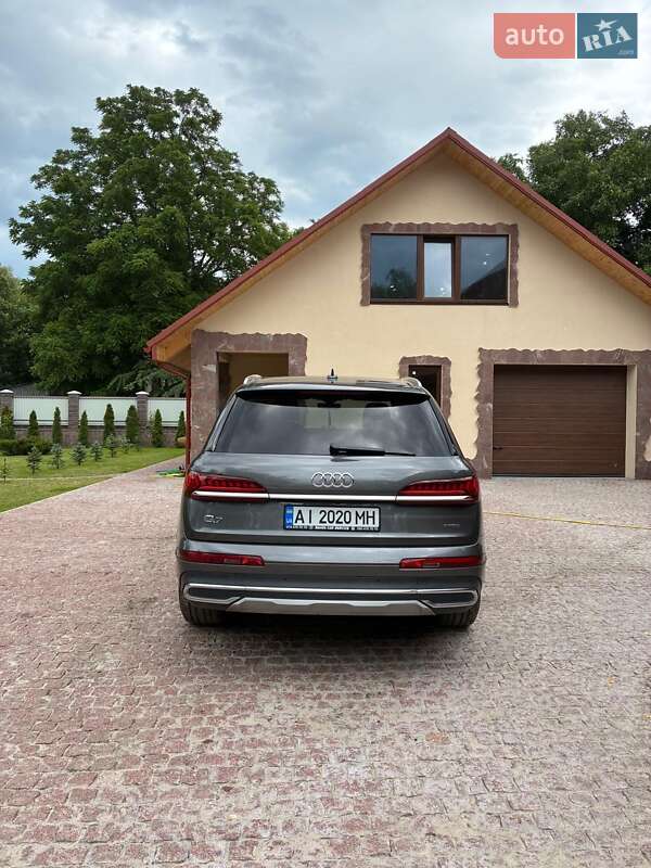 Внедорожник / Кроссовер Audi Q7 2020 в Фастове