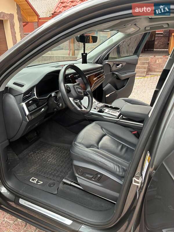 Внедорожник / Кроссовер Audi Q7 2020 в Фастове