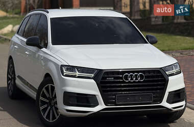 Внедорожник / Кроссовер Audi Q7 2017 в Одессе