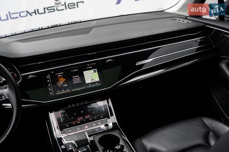 Внедорожник / Кроссовер Audi Q7 2020 в Киеве