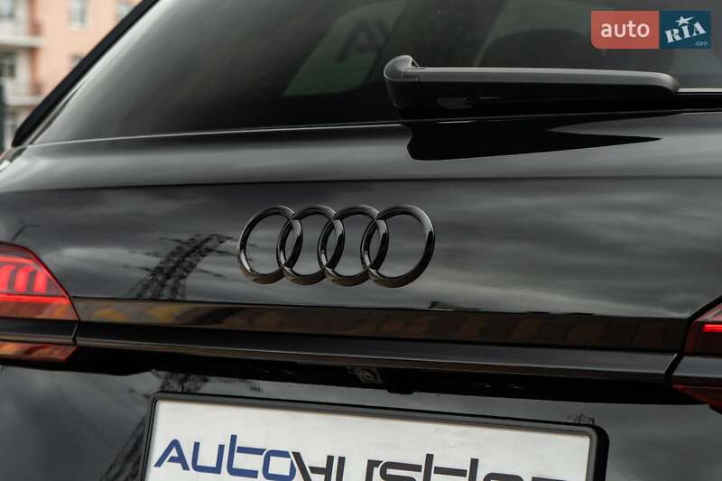 Внедорожник / Кроссовер Audi Q7 2020 в Киеве