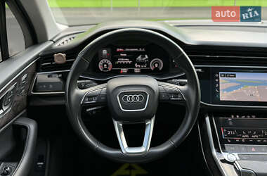Внедорожник / Кроссовер Audi Q7 2019 в 