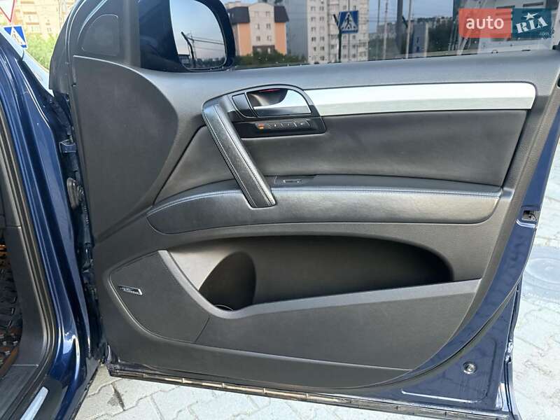 Позашляховик / Кросовер Audi Q7 2007 в Хмельницькому