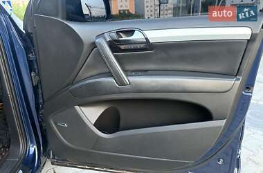 Внедорожник / Кроссовер Audi Q7 2007 в 
