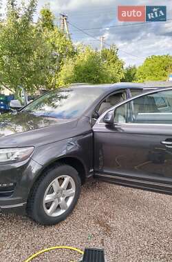 Внедорожник / Кроссовер Audi Q7 2011 в 