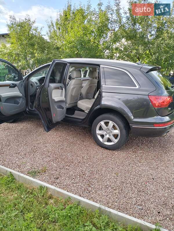 Внедорожник / Кроссовер Audi Q7 2011 в Житомире