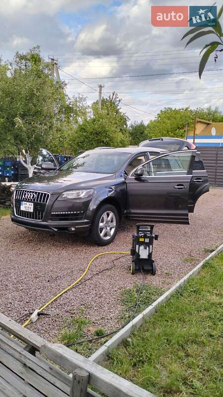 Внедорожник / Кроссовер Audi Q7 2011 в Житомире