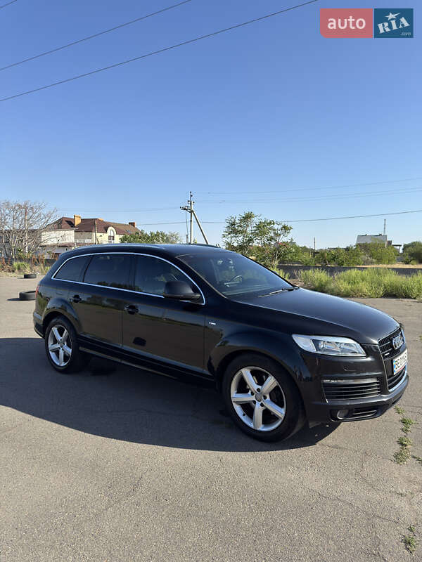 Внедорожник / Кроссовер Audi Q7 2008 в Николаеве