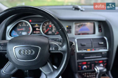 Внедорожник / Кроссовер Audi Q7 2012 в 