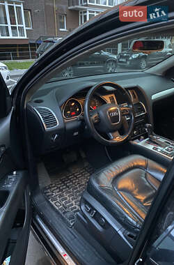 Внедорожник / Кроссовер Audi Q7 2009 в 