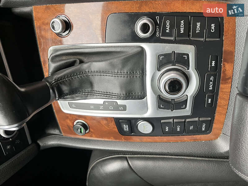 Позашляховик / Кросовер Audi Q7 2015 в Львові