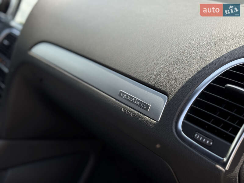 Внедорожник / Кроссовер Audi Q7 2015 в Киеве