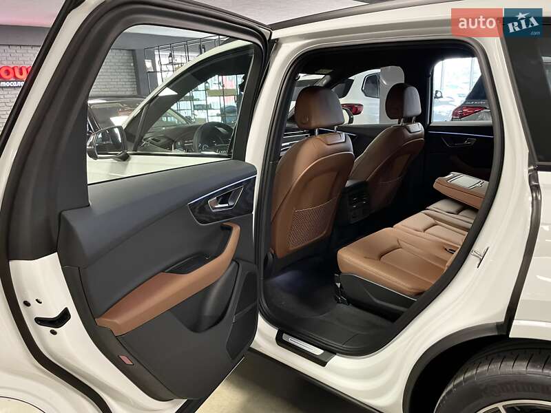 Позашляховик / Кросовер Audi Q7 2024 в Львові фото 35 Позашляховик / Кросовер Audi Q7 2024 в Львові