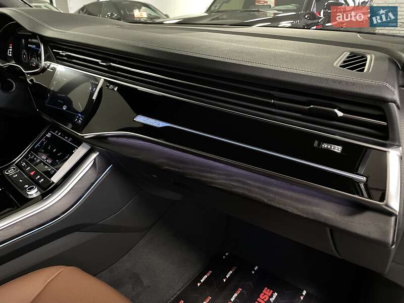 Позашляховик / Кросовер Audi Q7 2024 в Львові фото 45 Позашляховик / Кросовер Audi Q7 2024 в Львові