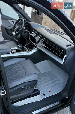 Внедорожник / Кроссовер Audi Q7 2020 в 