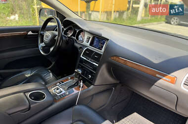 Внедорожник / Кроссовер Audi Q7 2014 в 