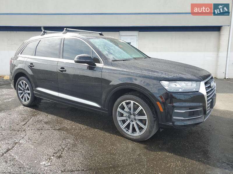 Позашляховик / Кросовер Audi Q7 2017 в Житомирі