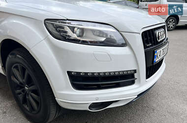 Внедорожник / Кроссовер Audi Q7 2012 в 