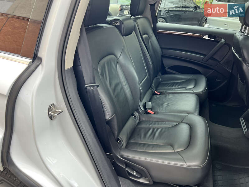 Внедорожник / Кроссовер Audi Q7 2012 в Киеве