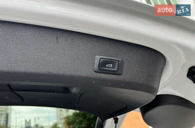 Внедорожник / Кроссовер Audi Q7 2012 в 