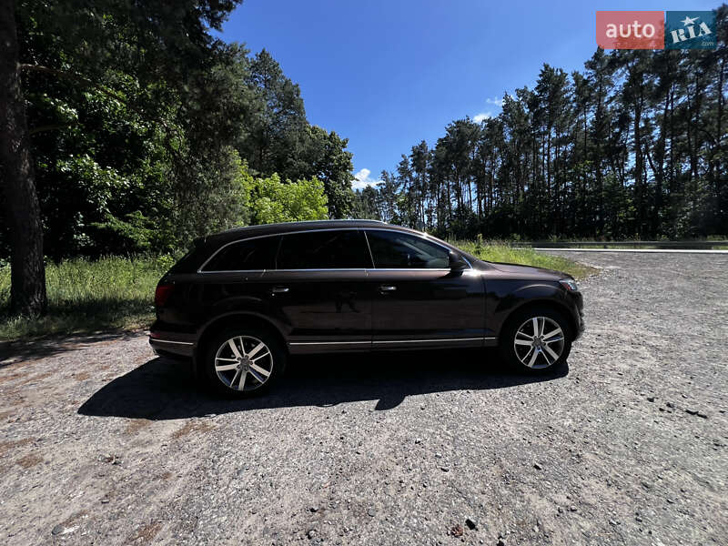 Внедорожник / Кроссовер Audi Q7 2014 в Владимире