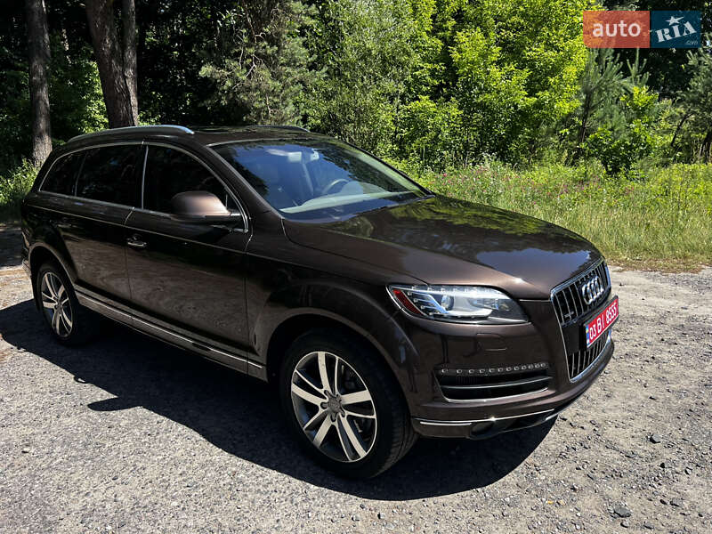 Внедорожник / Кроссовер Audi Q7 2014 в Владимире