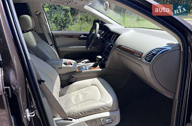 Позашляховик / Кросовер Audi Q7 2014 в 