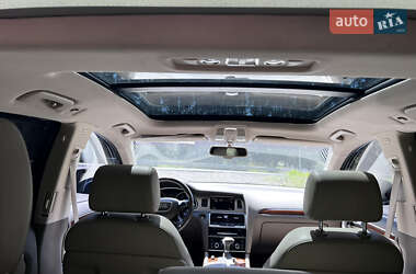 Позашляховик / Кросовер Audi Q7 2014 в 