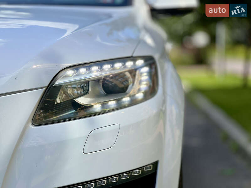 Внедорожник / Кроссовер Audi Q7 2011 в Киеве