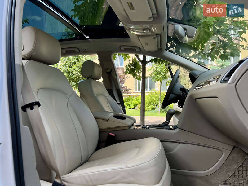 Внедорожник / Кроссовер Audi Q7 2011 в Киеве