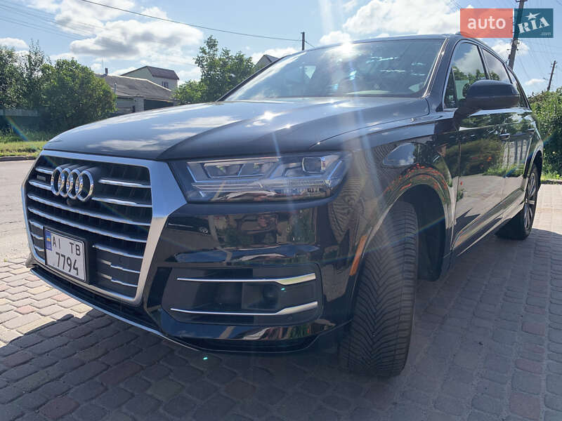 Позашляховик / Кросовер Audi Q7 2018 в Фастові