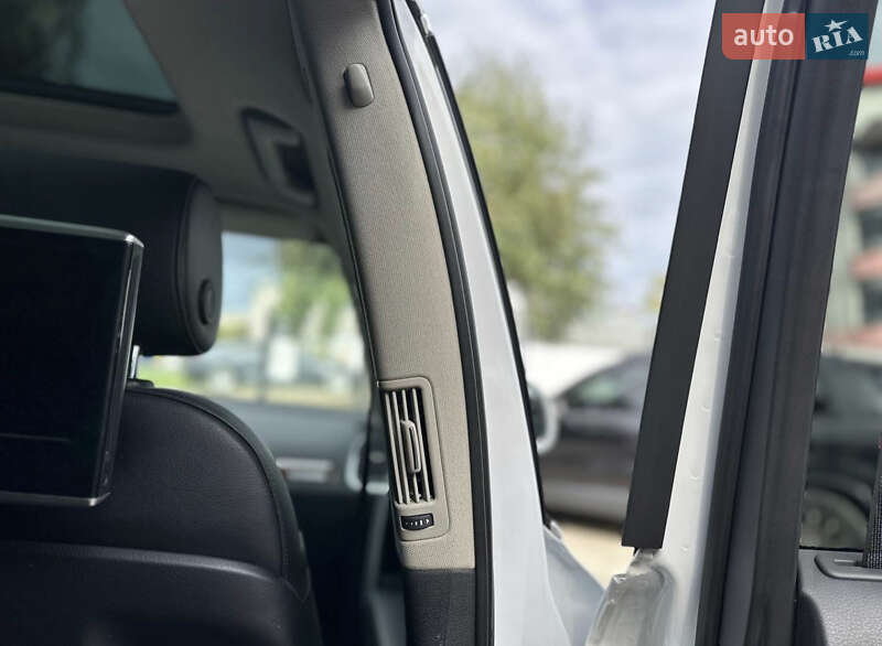 Позашляховик / Кросовер Audi Q7 2012 в Чернівцях фото 17 Позашляховик / Кросовер Audi Q7 2012 в Чернівцях
