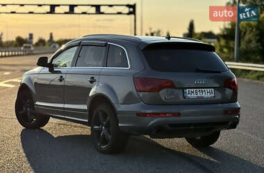 Внедорожник / Кроссовер Audi Q7 2013 в 