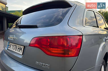 Внедорожник / Кроссовер Audi Q7 2006 в 