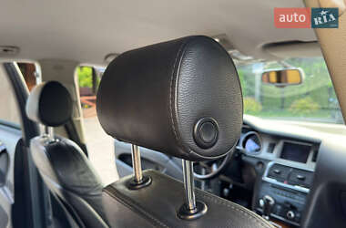 Внедорожник / Кроссовер Audi Q7 2006 в 