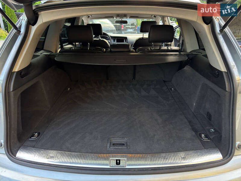 Позашляховик / Кросовер Audi Q7 2006 в Рівному