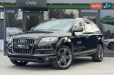 Внедорожник / Кроссовер Audi Q7 2013 в 