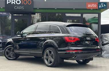 Внедорожник / Кроссовер Audi Q7 2013 в 