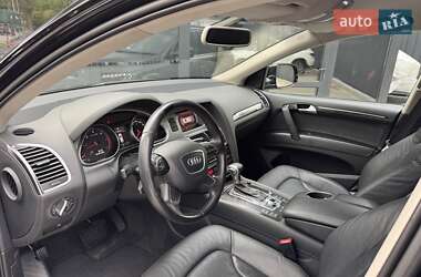 Внедорожник / Кроссовер Audi Q7 2013 в 