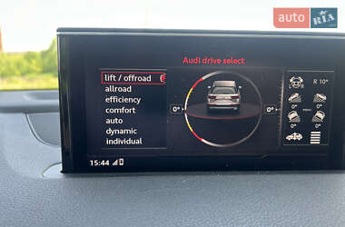 Позашляховик / Кросовер Audi Q7 2015 в 