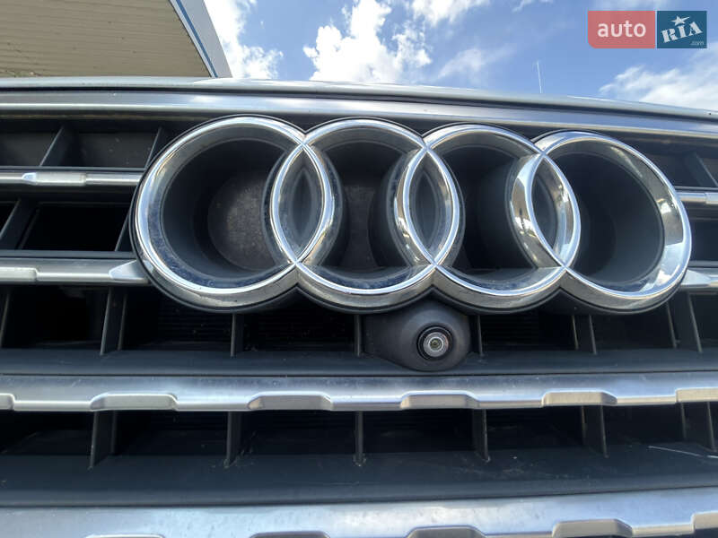 Внедорожник / Кроссовер Audi Q7 2015 в Подгайцах